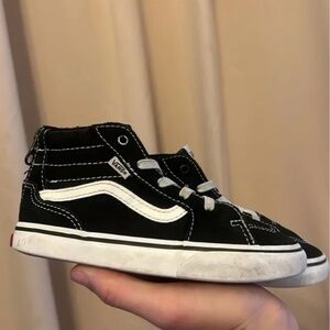 VANS toddler | size 10 | Sk8-Mid | zipper back | elastic laces